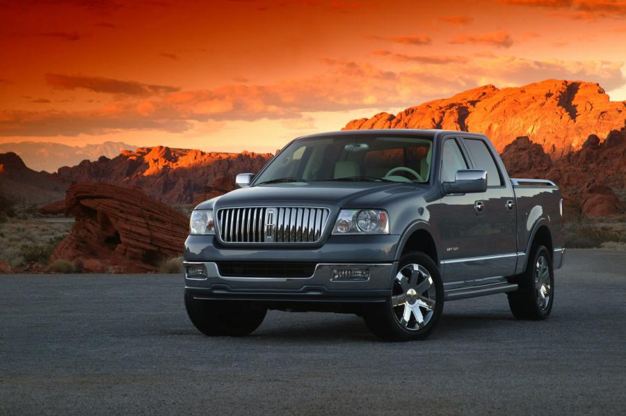  Lincoln Mark LT Concept 2004 года  (фото 22 из 51)